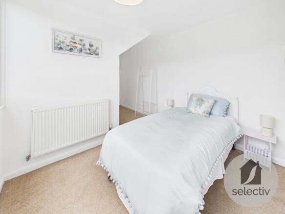 3 bed Semi-Detached Bungalow for sale Image 9