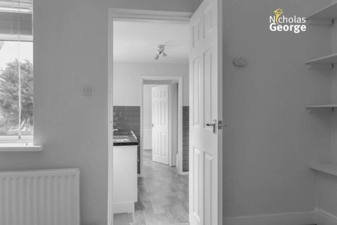 Prospect rd 46 flat 2 bandw.jpg