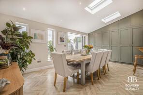 35, Rosebank Avenue, Hornchurch RM12 5QX