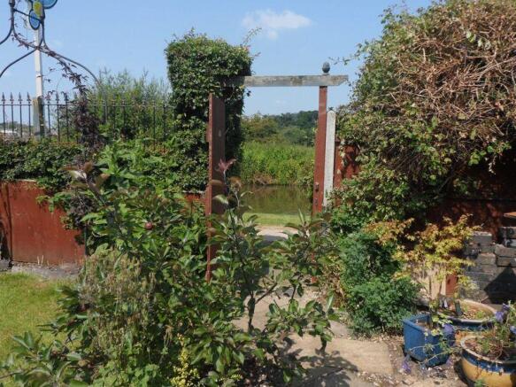 Photo 14