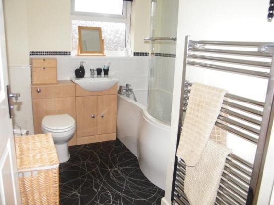 Refitted White Suite