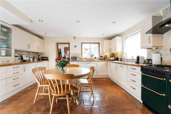 Kitchen/Breakfast