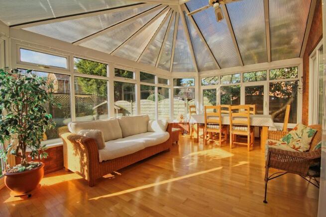 14 Crofters Drive, COTTINGHAM (34)_lzn.jpg