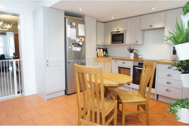 Kitchen/Breakfast