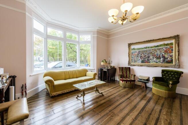 8272478-interior16-800-web.jpg
