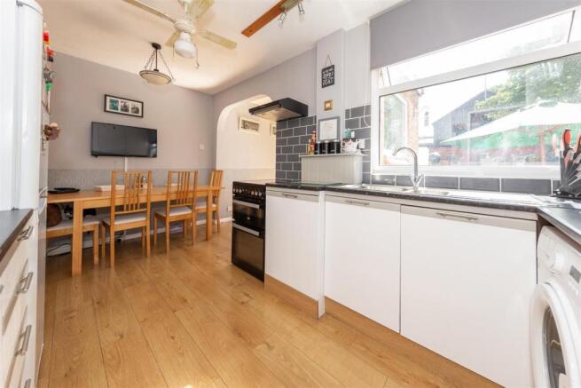 Kitchen/Dining Room