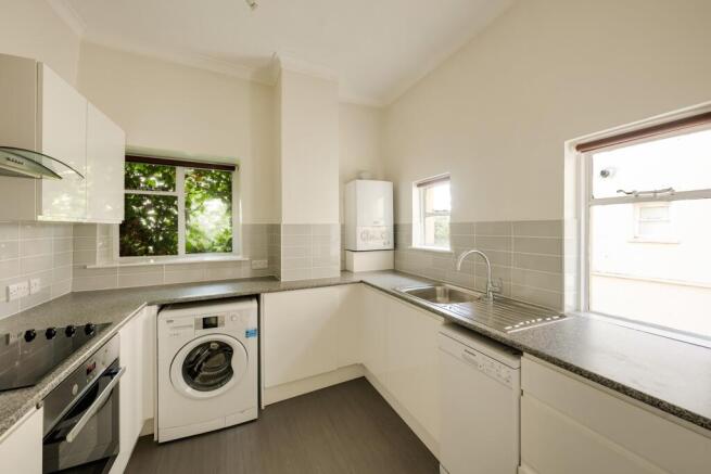 Kitchen ()