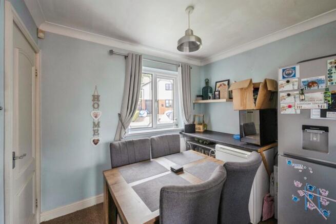 3 bed Detached for sale Image 10