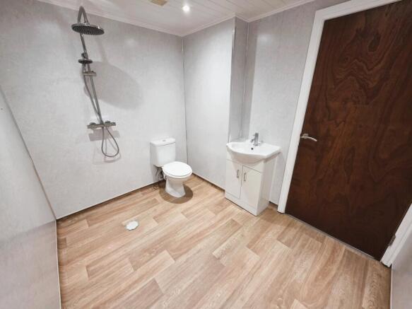 1 bed Flat to rent Image 10