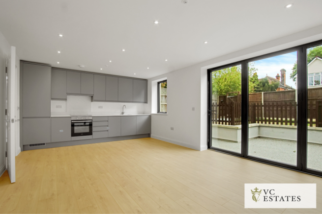 VC_Est-44a Westmoreland Rd, Bromley-2