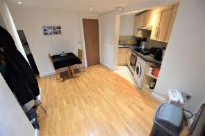12, Welton Road, Hyde Park, Leeds LS6 1EE