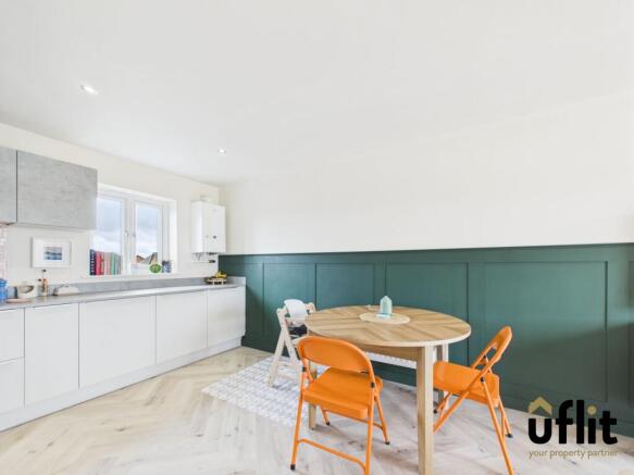 2 bed Apartment for sale Image 11