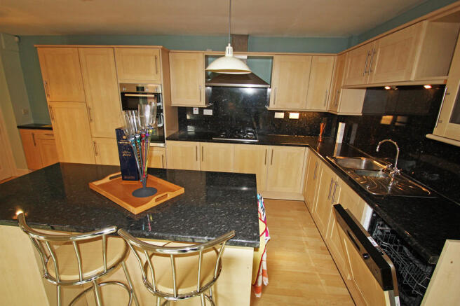 Fitted Kitchen