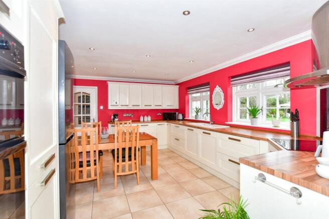 Kitchen/Breakfast Room