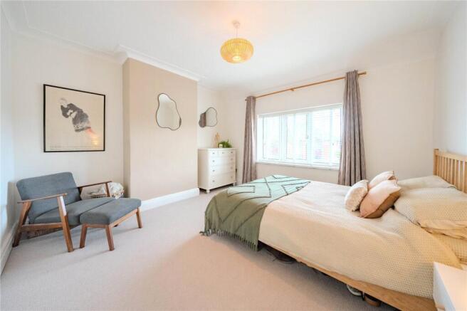 3 bed Semi-Detached for sale Image 6