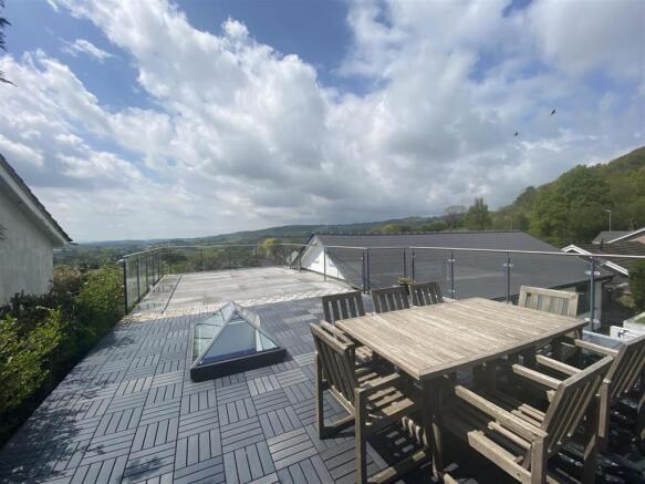 ROOF TERRACE