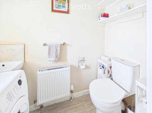 Cloakroom/WC