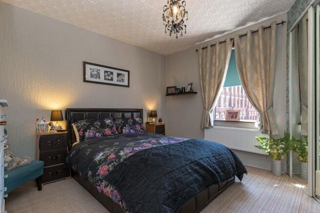 Bedroom 1 (Double)