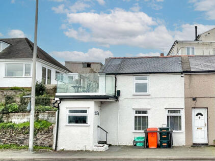 Glan Y Mor Road , Deganey