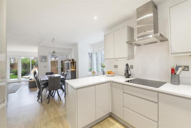 3RoyalCrescent07.jpg
