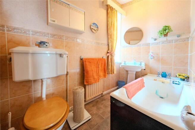 2 bed Terraced for sale Image 8