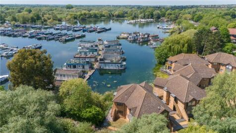 No. 5 Eider Building, The Marina Apartments, Wyton, Huntingdon, PE28