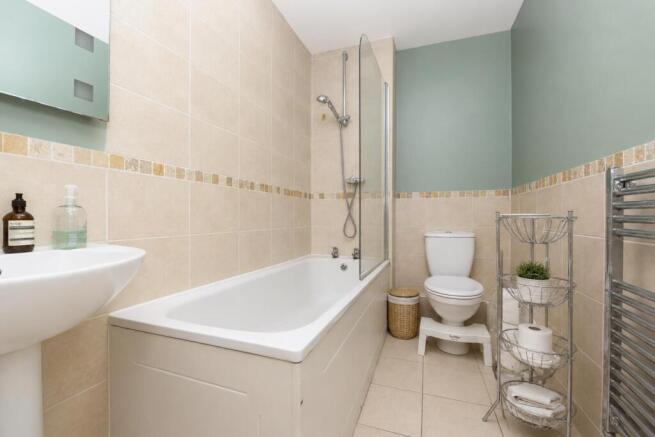 Bathroom.jpg