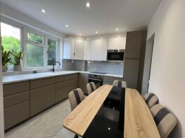 6, High Trees, London SW2 3PU