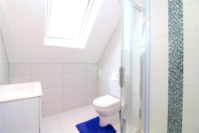 2nd Floor Shower/Wc