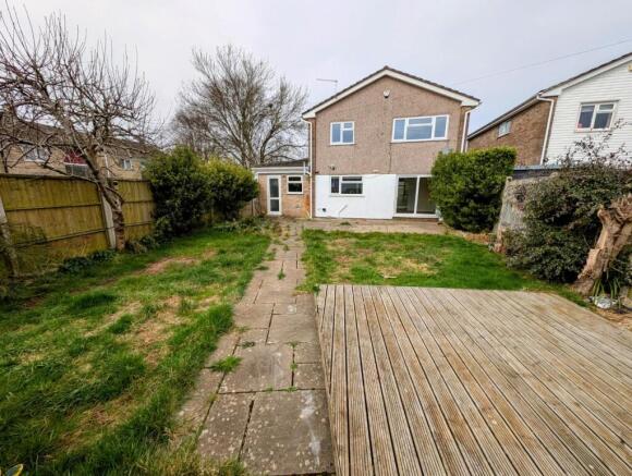31 Quedgeley rear garden 2.jpg