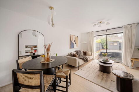 Pennington Way, London, SE12 9QB