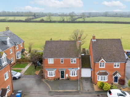 Rathmine Court, Broughton, NN14