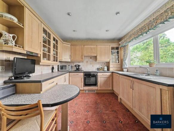 3 bed Detached for sale Image 6
