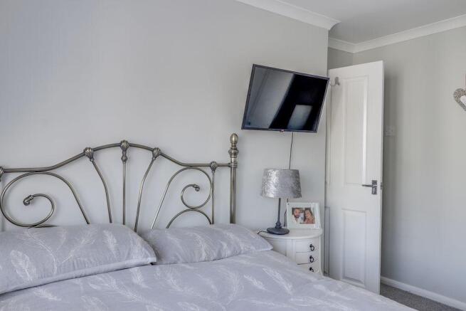 Bedroom 1 (Double)