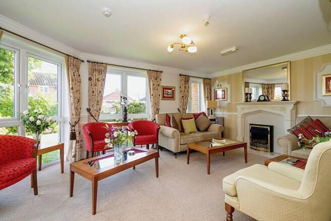 RESIDENTS LOUNGE
