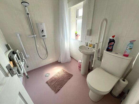 Photo 12