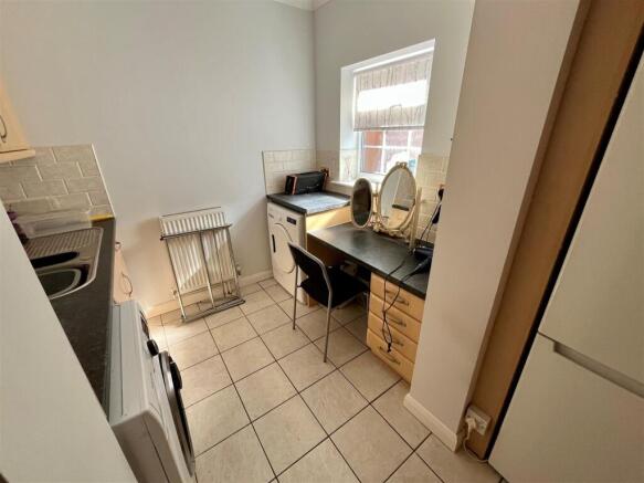 3 bed Detached Bungalow for sale Image 8