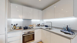 83, Granada House, Meridian Way, Southampton SO14 0FT