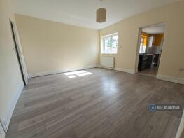 5, Dorset Grove, St Werburghs, Bristol BS2 9QY