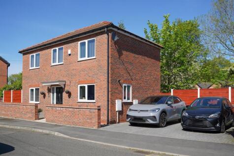 Oak House Drive, Chorlton