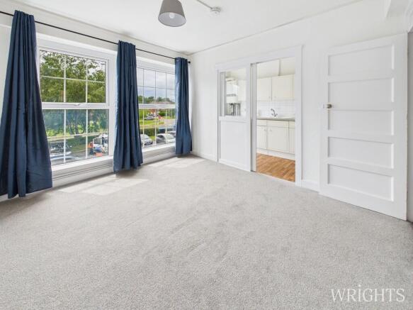 CAM02796G0-PR0422...