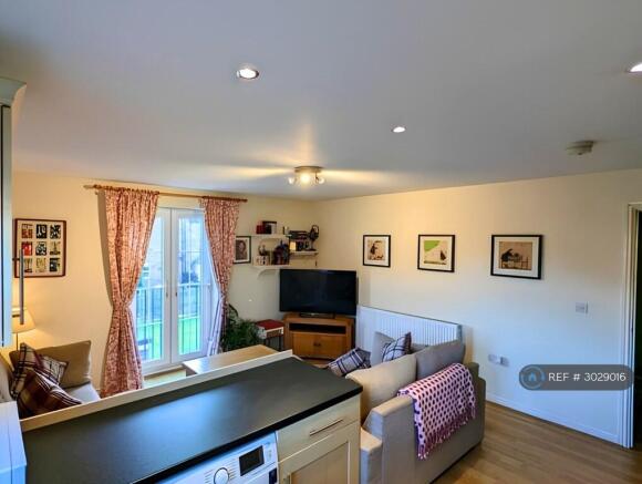 1 bed Flat to rent Image 4