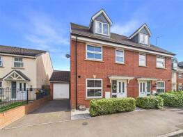 74, Goose Bay Drive Kingsway, Quedgeley, Gloucester GL2 2EW