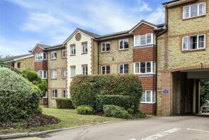 11, 169 171 Kearton Place, Croydon Road, Caterham CR3 6PU
