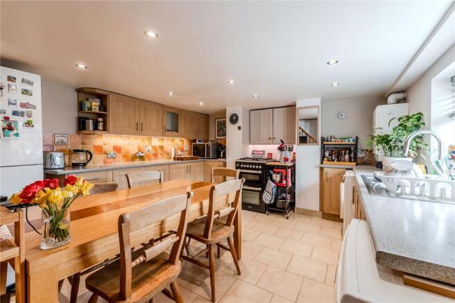 2 bed Terraced for sale Image 5