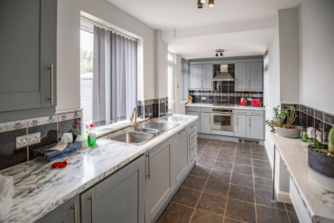 3 bed Semi-Detached for sale Image 5