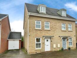 10, Lamplight Square, Grantham NG31 7GF