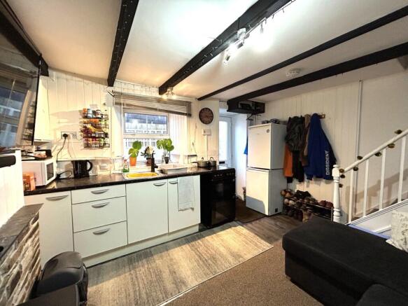 Kitchen/Lounge