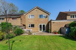 13, Cromwell, Freshbrook, Swindon SN5 8LZ