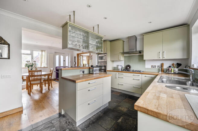 ccf1ff7a-fca0-48b...